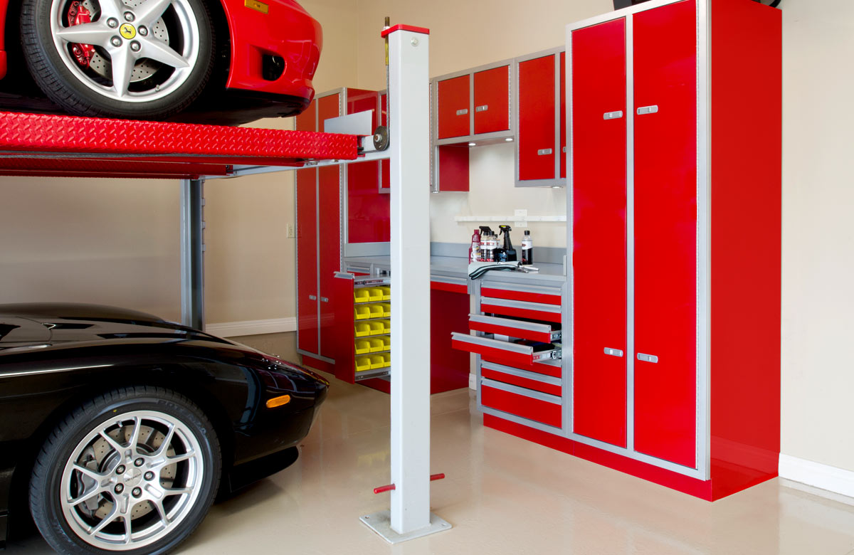 Blue and silver floor with two-car lift